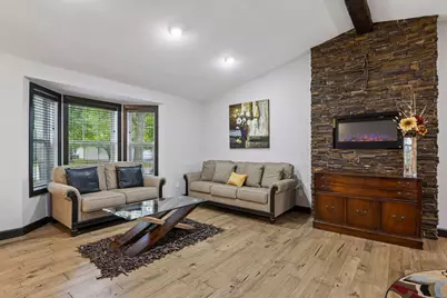 980 Carriage Lane, Chaska, MN 55318 - Photo 11