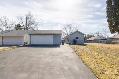 2047 Nokomis Avenue, Saint Paul, MN 55119 - Photo 5