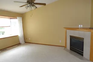 2004 16th St SW, Austin, MN 55912 - Photo 7