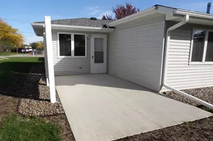 2004 16th St SW, Austin, MN 55912 - Photo 3