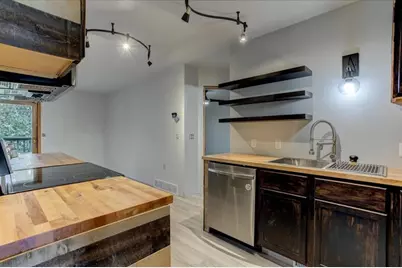 381 Red Cedar Street #1, Menomonie, WI 54751 - Photo 5