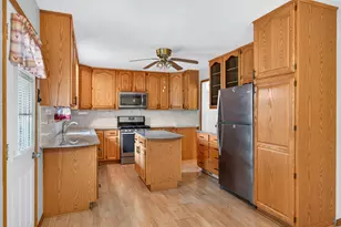 802 Charlotte Dr, Anoka, MN 55303 - Photo 9
