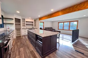615 S Woodland Dr, Fergus Falls, MN 56537 - Photo 7