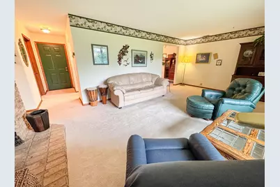400 Kennedy Park Circle #102, Fergus Falls, MN 56537 - Photo 9