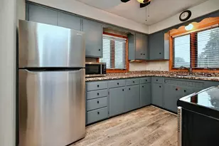 307 Michaels St, Cochrane, WI 54622 - Photo 7