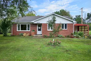 307 Michaels St, Cochrane, WI 54622 - Photo 1