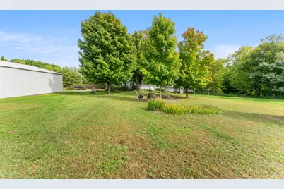 48900 Dogwood Avenue, Rush City, MN 55069 - Photo 11