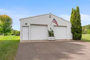 48900 Dogwood Ave, Rush City, MN 55069 - Photo 5