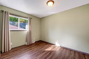 115 E Nelson St, Litchfield, MN 55355 - Photo 15