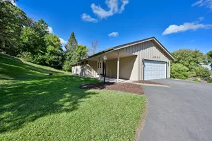 2601 Brookview Dr, Burnsville, MN 55337 - Photo 25