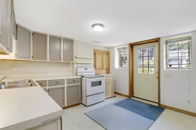 1598 E Shore Drive, Saint Paul, MN 55106 - Photo 11