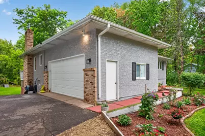 2848 Hallmark Avenue N, Oakdale, MN 55128 - Photo 5