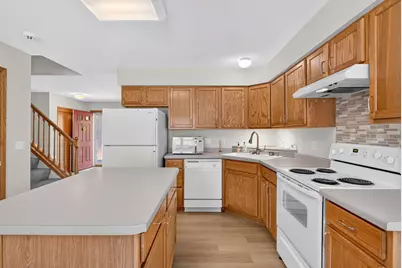 607 1st Avenue NW, Osseo, MN 55369 - Photo 19