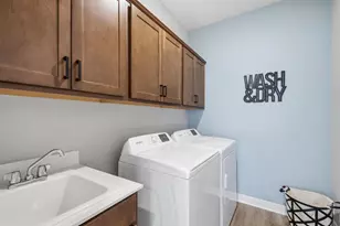 1690 Zumbro Ave, Shakopee, MN 55379 - Photo 15
