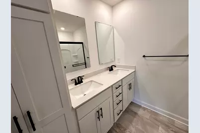 5277 Long Pointe Pass, Woodbury, MN 55129 - Photo 27