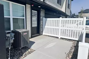 5277 Long Pointe Pass, Woodbury, MN 55129 - Photo 5