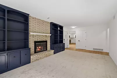 1579 Leone Avenue, Saint Paul, MN 55106 - Photo 11