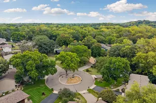2716 Isle Royale Ct, Burnsville, MN 55337 - Photo 43