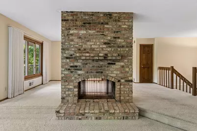2716 Isle Royale Court, Burnsville, MN 55337 - Photo 9