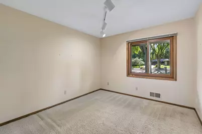 2716 Isle Royale Court, Burnsville, MN 55337 - Photo 23