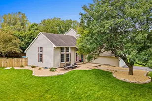726 Camberwell Dr, Eagan, MN 55123 - Photo 47