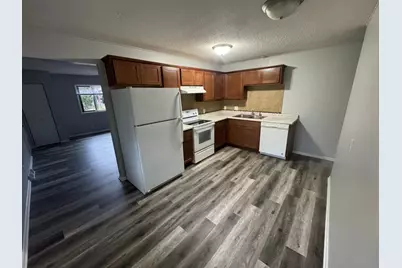 305 Jackson Avenue N, Hopkins, MN 55343 - Photo 15