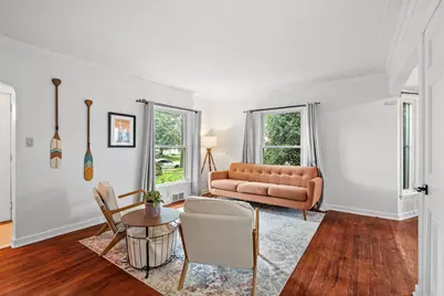 1133 California Avenue W, Saint Paul, MN 55108 - Photo 3