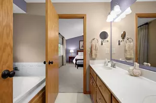 14105 Forest Ln, Apple Valley, MN 55124 - Photo 33