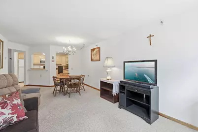 500 County Road B W #328, Roseville, MN 55113 - Photo 11