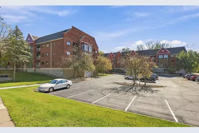 500 County Road B W #328, Roseville, MN 55113 - Photo 43