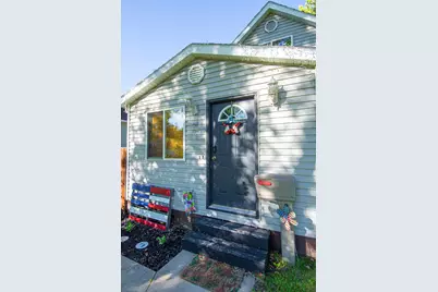 321 State Avenue N, Thief River Falls, MN 56701 - Photo 3