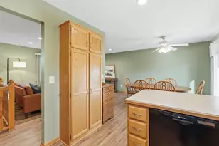 7661 Homestead Ct S, Cottage Grove, MN 55016 - Photo 9