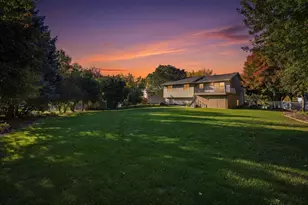 7661 Homestead Ct S, Cottage Grove, MN 55016 - Photo 23