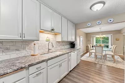 6121 Blake Ridge Road, Edina, MN 55436 - Photo 5