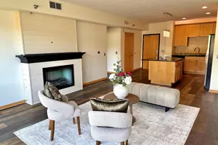 284 Spring St, Saint Paul, MN 55102 - Photo 3
