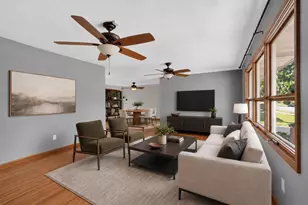 1802 26th St NW, Rochester, MN 55901 - Photo 3