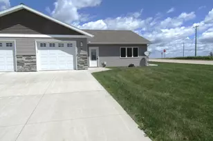 216 Mooney Cir, Granite Falls, MN 56241 - Photo 1