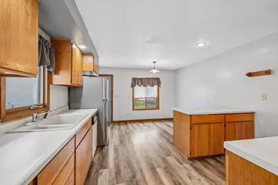 1560 Western Avenue, Cumberland, WI 54829 - Photo 7