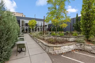 2800 W 44th St, Minneapolis, MN 55410 - Photo 23