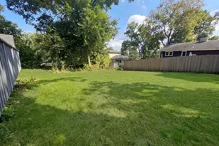 5749 Sunset Rd, Mound, MN 55364 - Photo 11