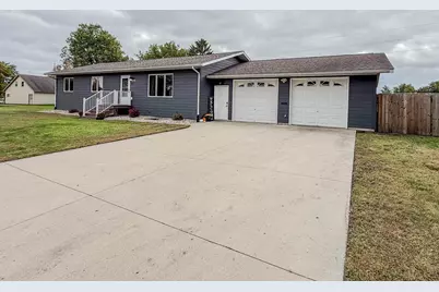 1806 Kansas Avenue, Benson, MN 56215 - Photo 1