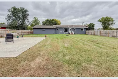 1806 Kansas Avenue, Benson, MN 56215 - Photo 5