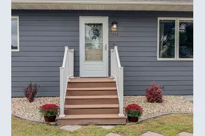 1806 Kansas Avenue, Benson, MN 56215 - Photo 7