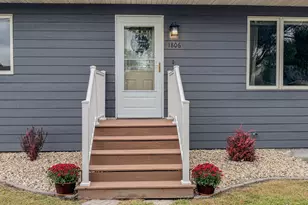 1806 Kansas Ave, Benson, MN 56215 - Photo 7