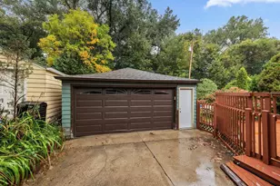 40 Upton Ave S, Minneapolis, MN 55405 - Photo 33