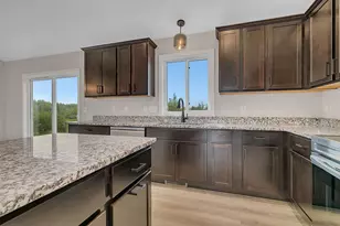 1902 Maple Leaf Ln, Litchfield, MN 55355 - Photo 5