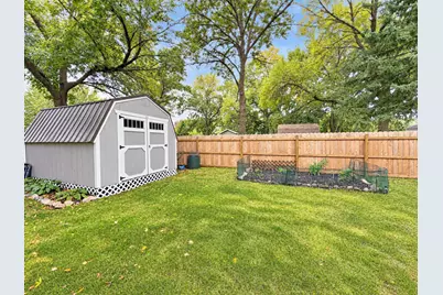 408 17th Avenue NE, Waseca, MN 56093 - Photo 31