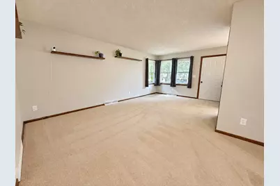 408 17th Avenue NE, Waseca, MN 56093 - Photo 11