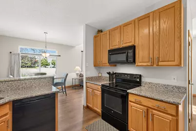 16652 89th Place N, Maple Grove, MN 55311 - Photo 9