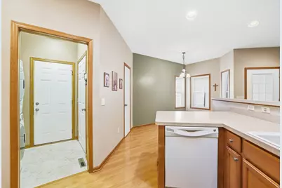 776 Meredith Circle, River Falls, WI 54022 - Photo 5